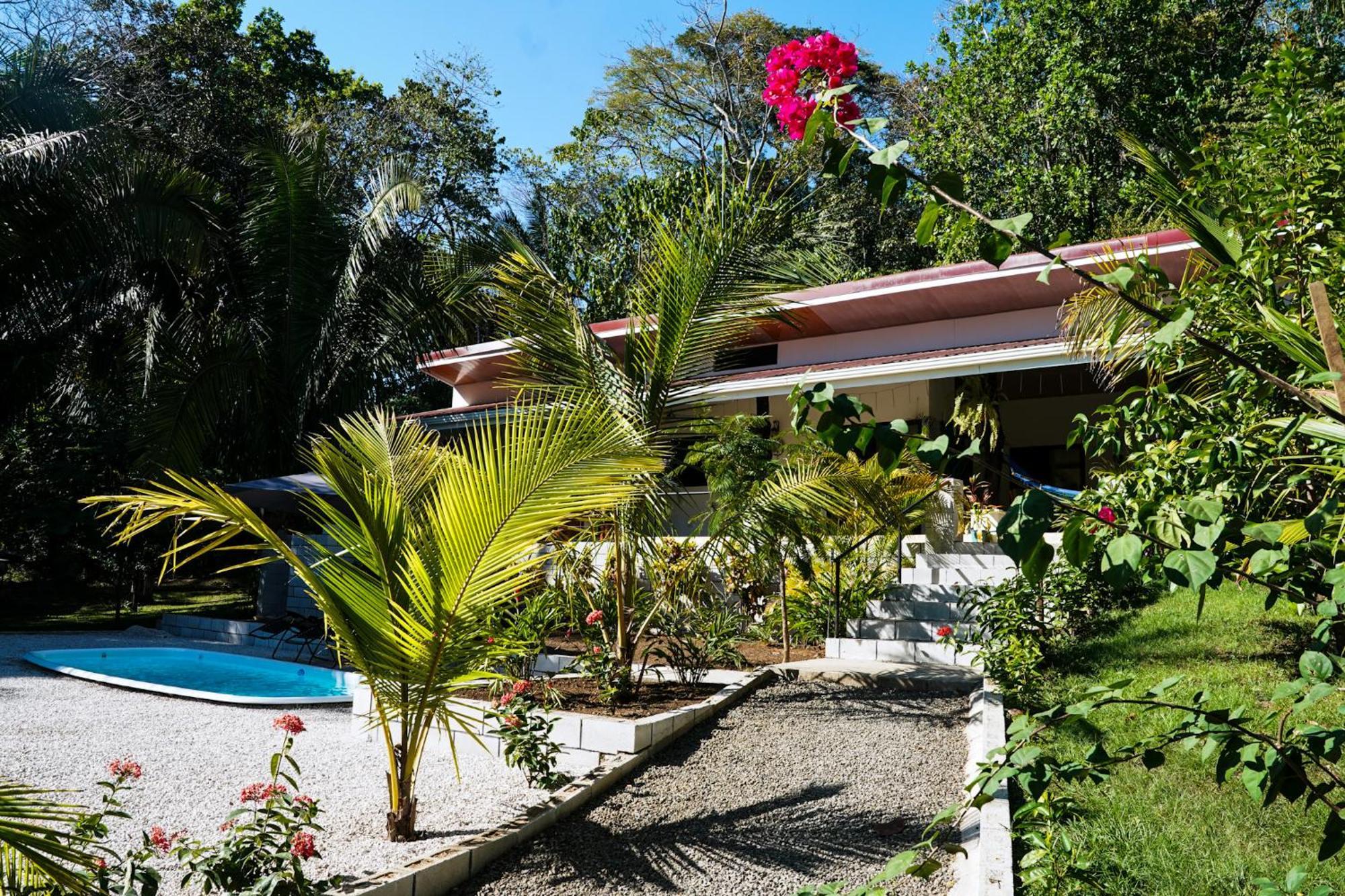 House In The Palm Forest Puerto Carrillo Exteriör bild
